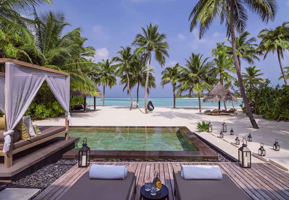 Grand Beach Villa at One&Only Reethi Rah, view 1
